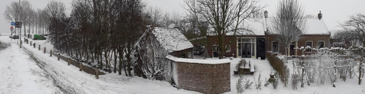 Logeren Op De Thoolse Parel Vakantiehuis Stavenisse Exterior photo