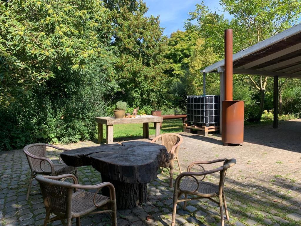 Logeren Op De Thoolse Parel Vakantiehuis Stavenisse Exterior photo